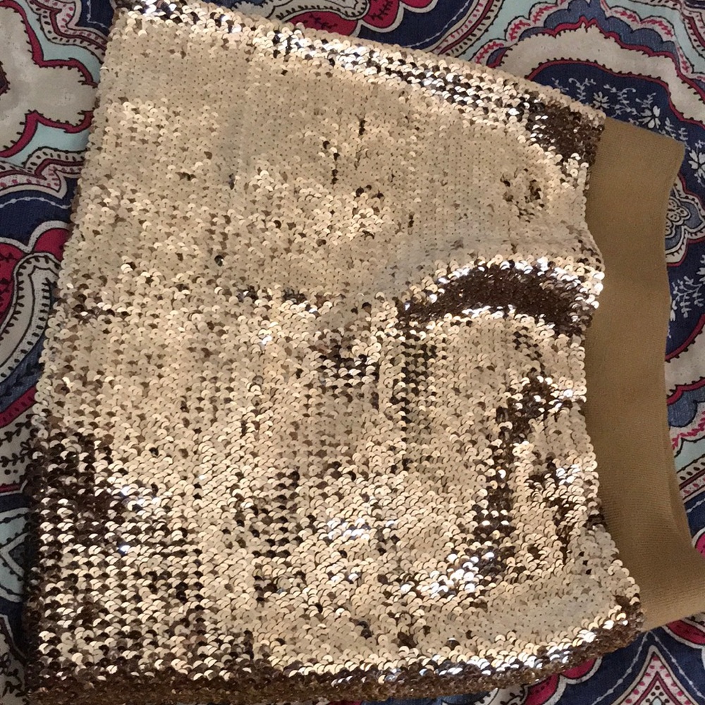 gold sequence skirt brand lilly white